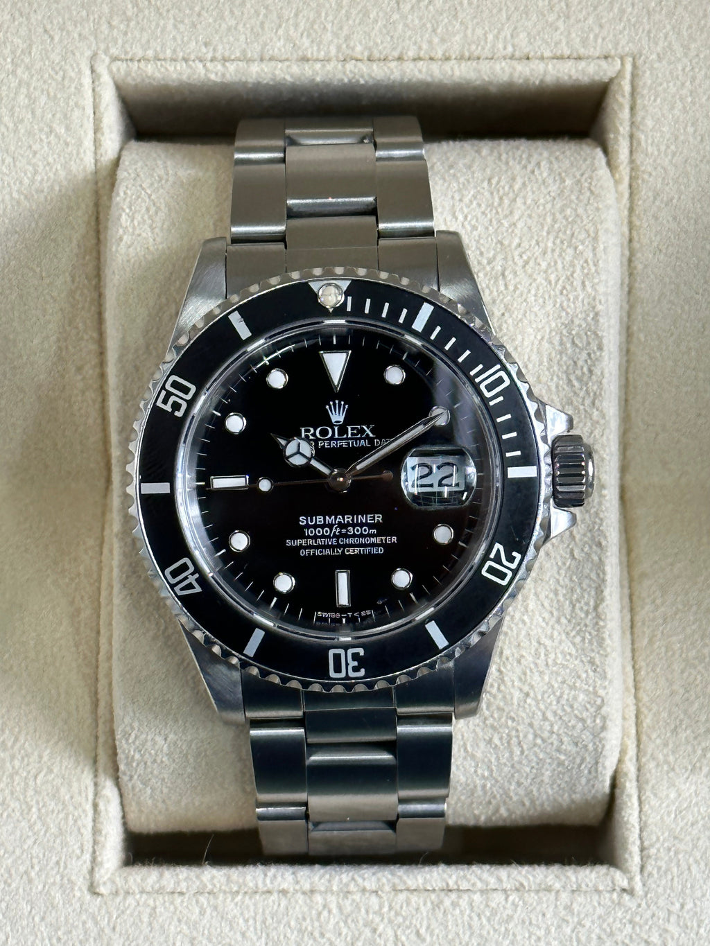 1989 Rolex Submariner Date 40mm 16610 Stainless Steel Black Dial