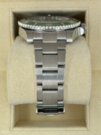 2015 Rolex Submariner "Hulk" 40mm 116610LV Green Dial
