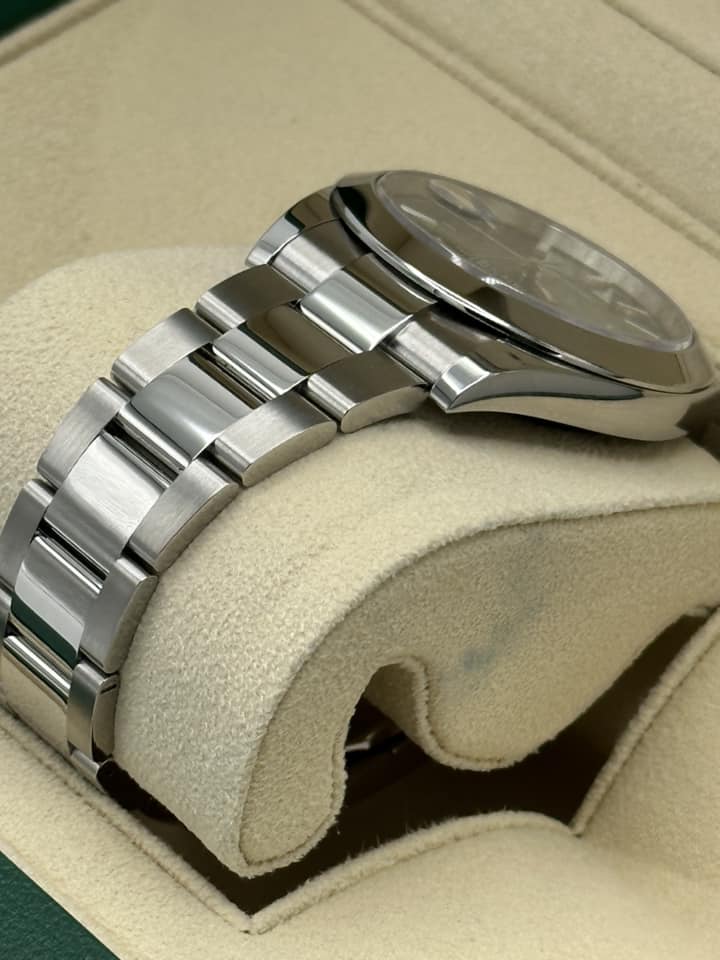 2023 Rolex Datejust 41mm 126300 Oyster Green Dial