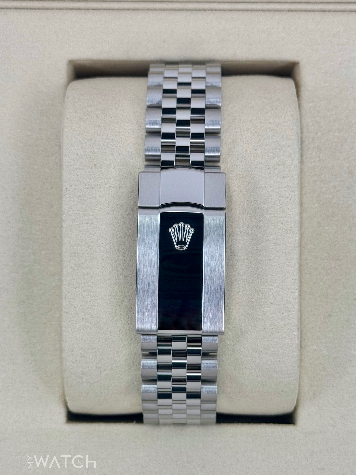 NEW 2025 Rolex Datejust 41mm 126334 Stainless Steel Jubilee Rhodium Dial