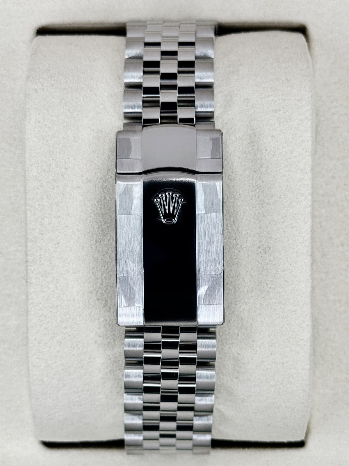 NEW 2026 Rolex Datejust 41mm 126334 Jubilee Wimbledon Dial (STICKERED)