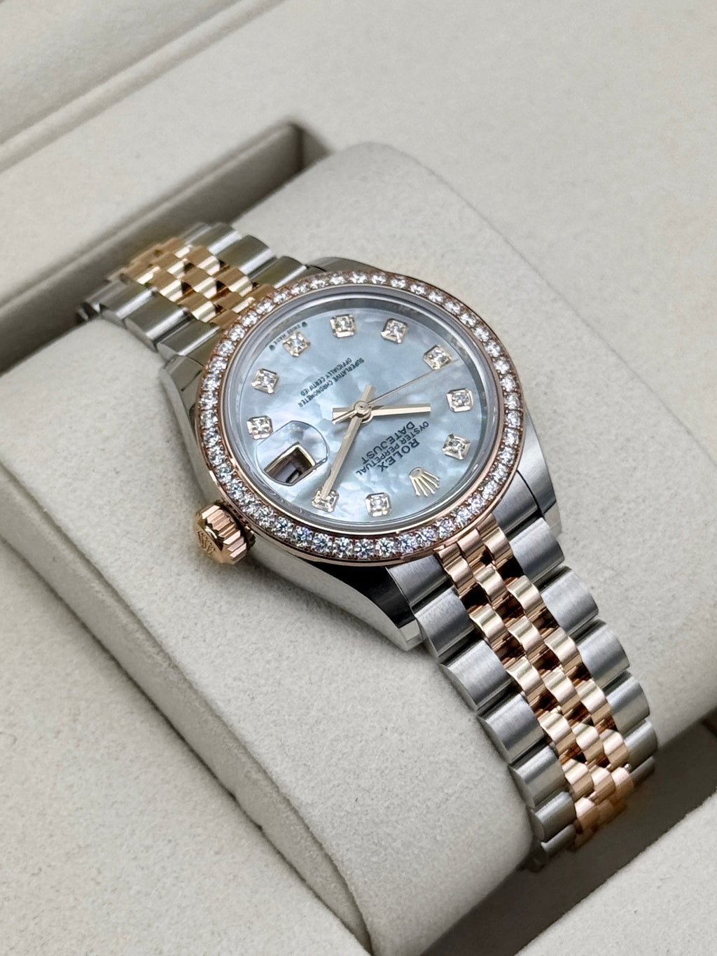 NEW 2026 Rolex Datejust 28mm 279381RBR Mother of Pearl Diamond Dial