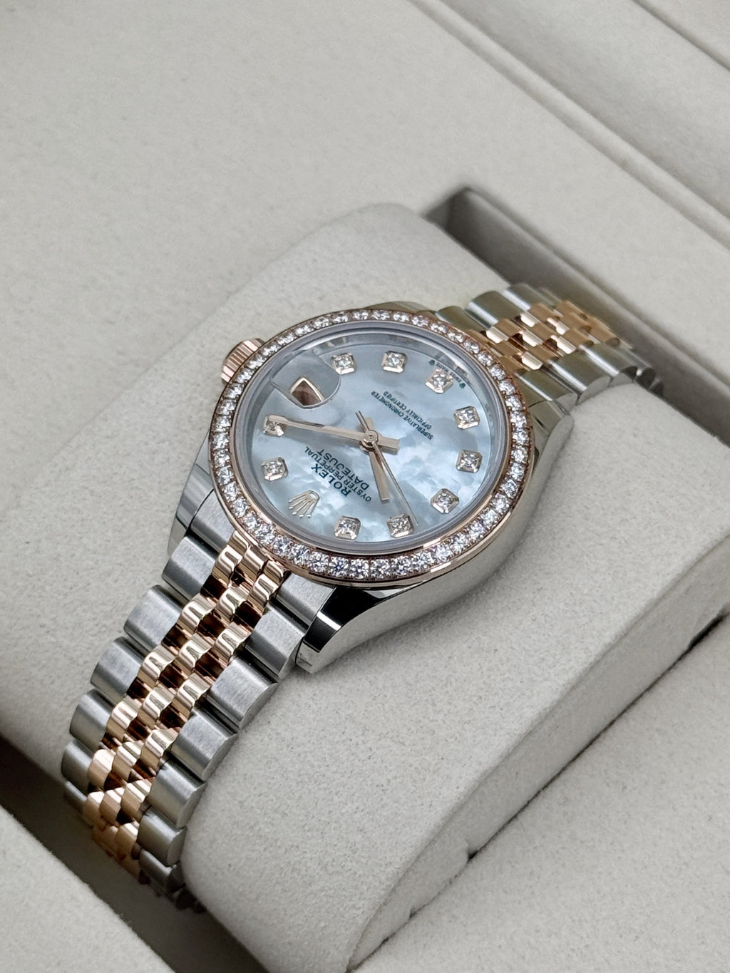 NEW 2026 Rolex Datejust 28mm 279381RBR Mother of Pearl Diamond Dial