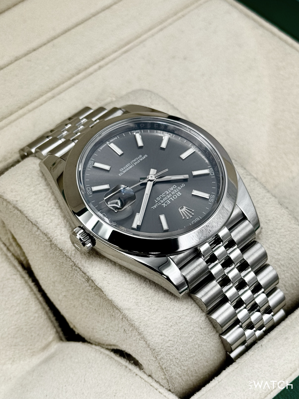 2023 Rolex Datejust 41mm 126300 Stainless Steel Jubilee Rhodium Dial