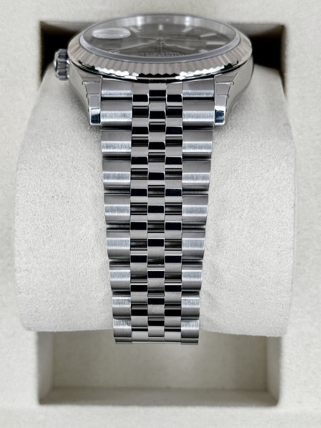 NEW 2026 Rolex Datejust 36mm 126234 Stainless Steel Jubilee Black Dial (STICKERED)
