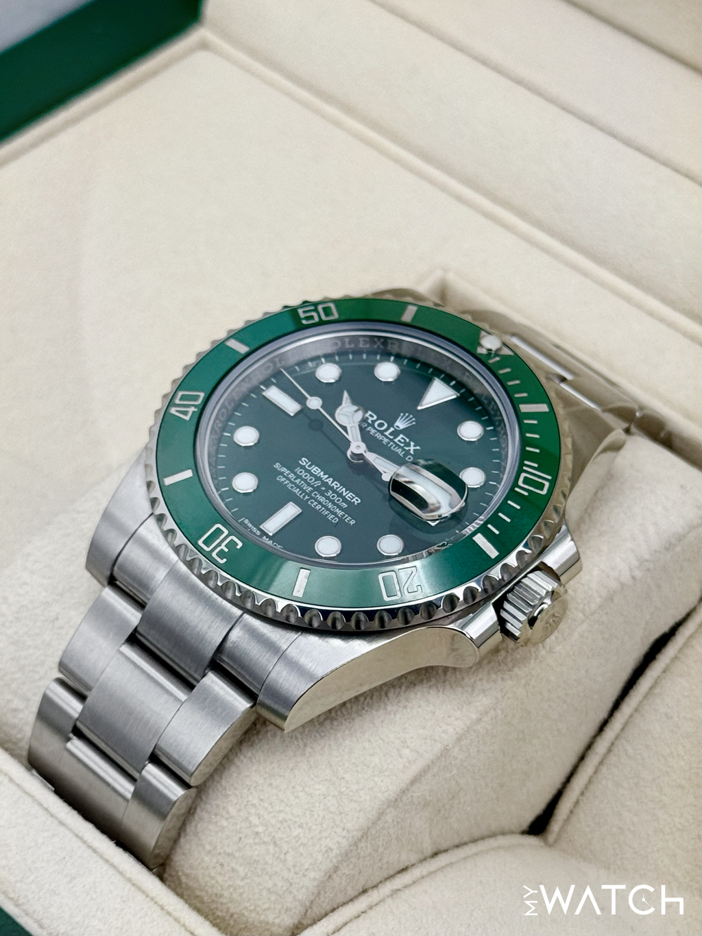 2020 Rolex Submariner “Hulk” 40mm 116610LV Green Dial