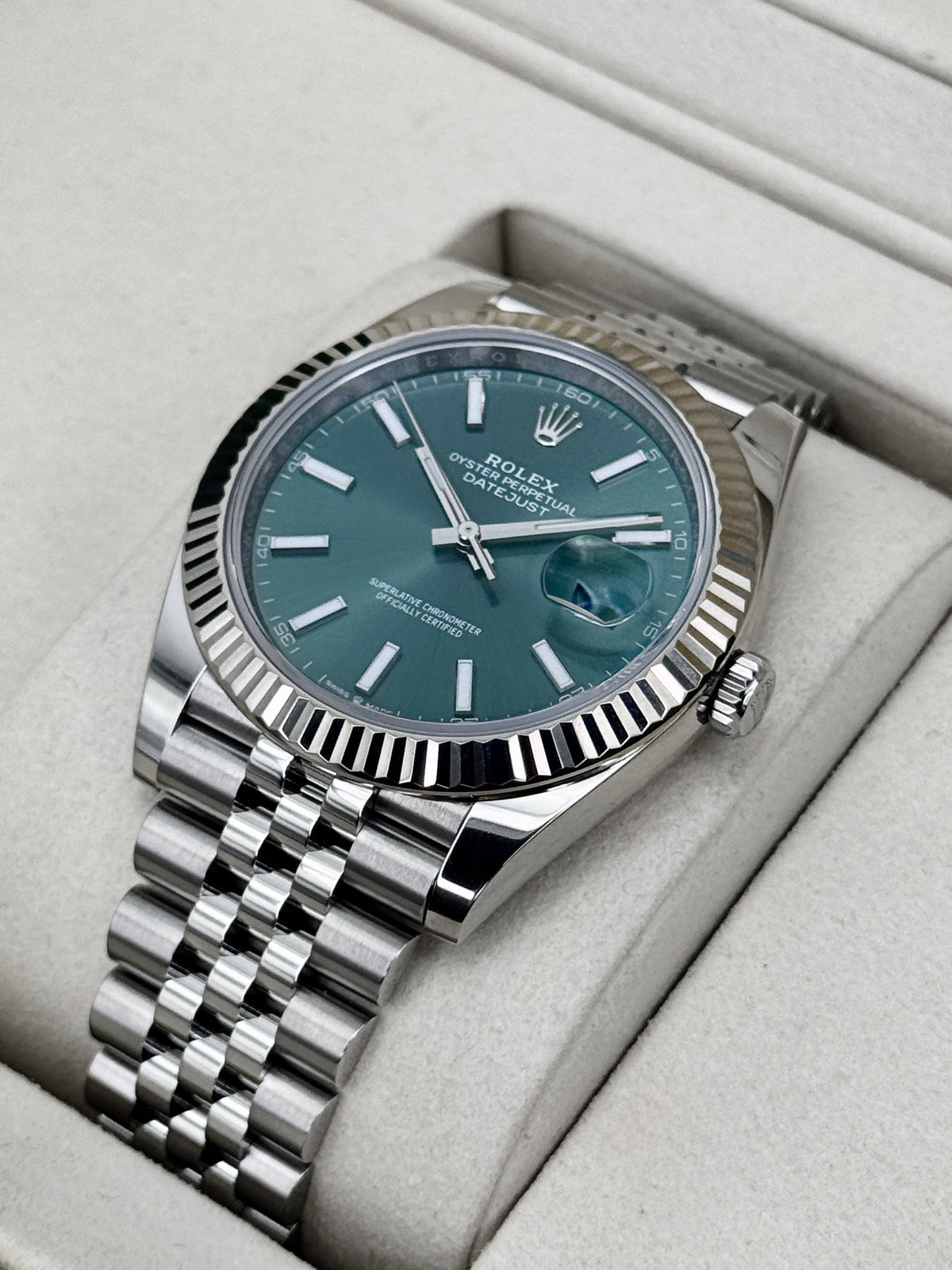 NEW 2026 Rolex Datejust 41mm 126334 Jubilee Mint Green Dial (STICKERED)