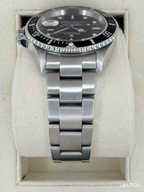2000 Rolex Submariner 40mm 16610 Stainless Steel Black Dial