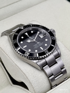 2005 Rolex Submariner 40mm 16610 Stainless Steel Black Dial (Collectors Set)