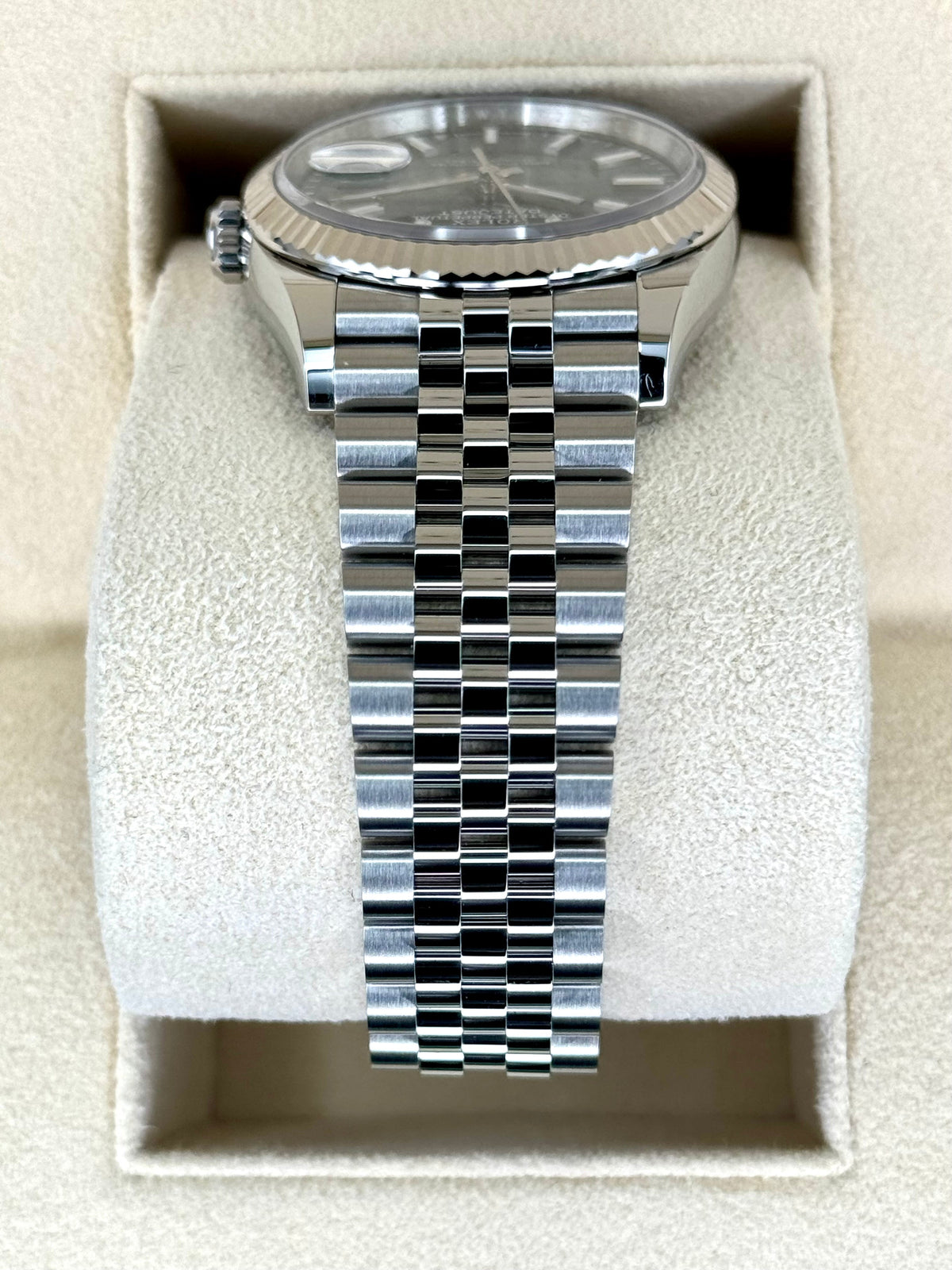 NEW 2023 Rolex Datejust 36mm 126234 Stainless Steel Jubilee Green Dial