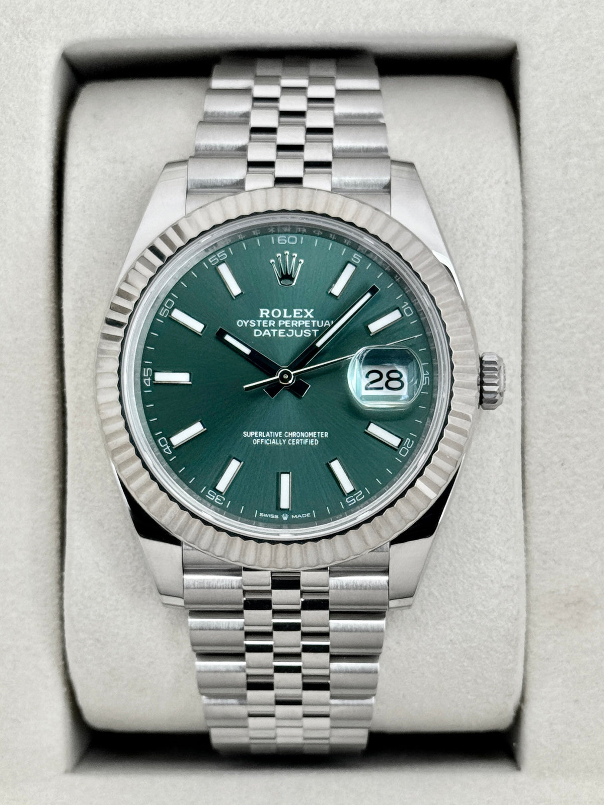 NEW 2026 Rolex Datejust 41mm 126334 Jubilee Mint Green Dial (STICKERED)