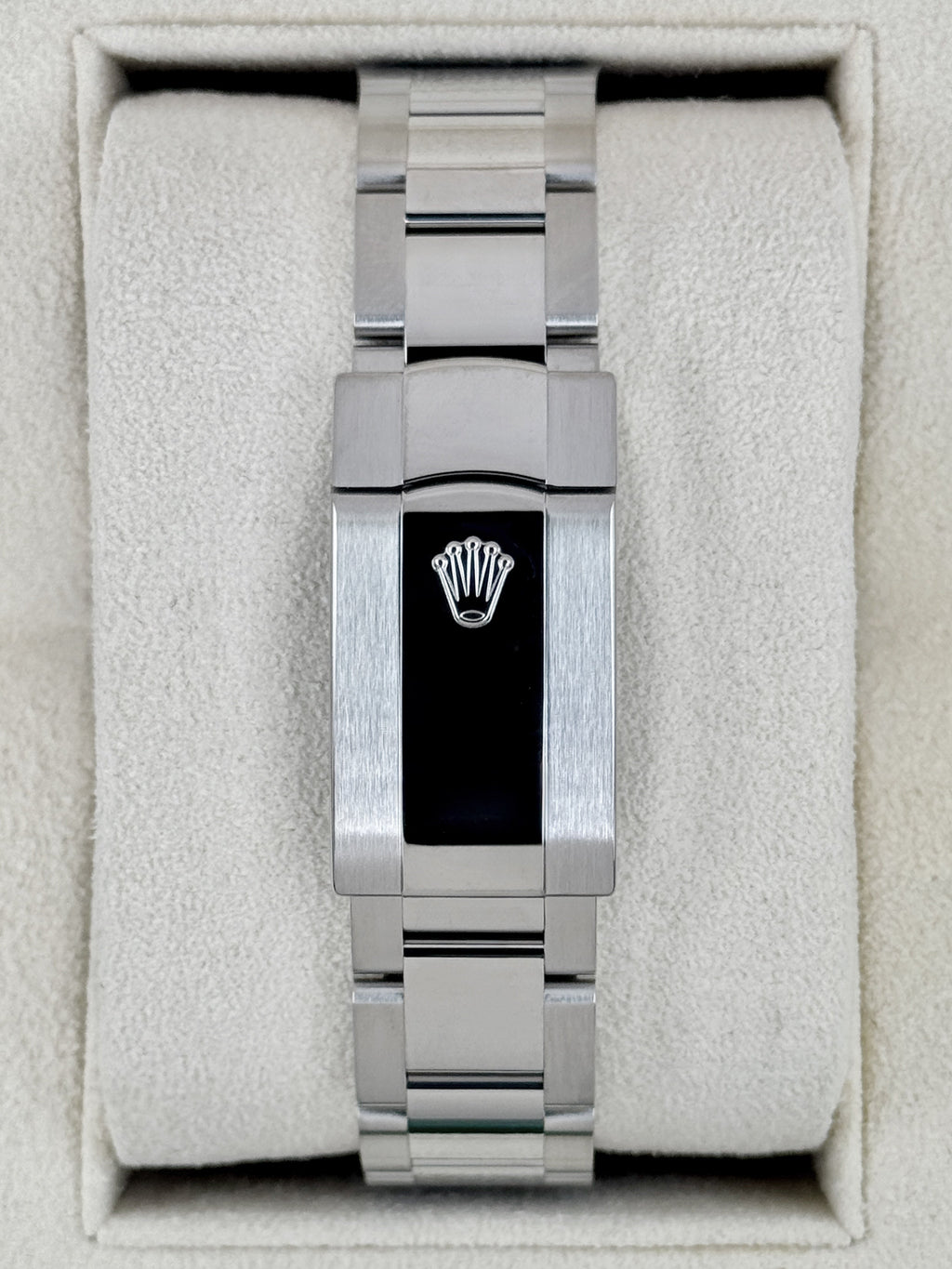 2025 Rolex Datejust 41mm 126300 Stainless Steel Oyster Green Dial