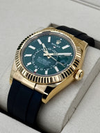 2025 Rolex Sky-Dweller 42mm 336238 Yellow Gold Oysterflex Green Dial