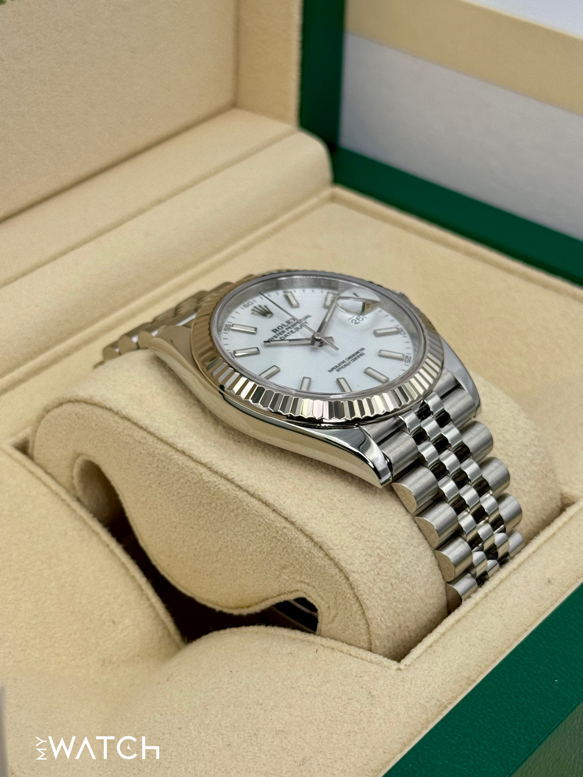 2022 Rolex Datejust 41mm 126334 Stainless Steel Jubilee White Dial