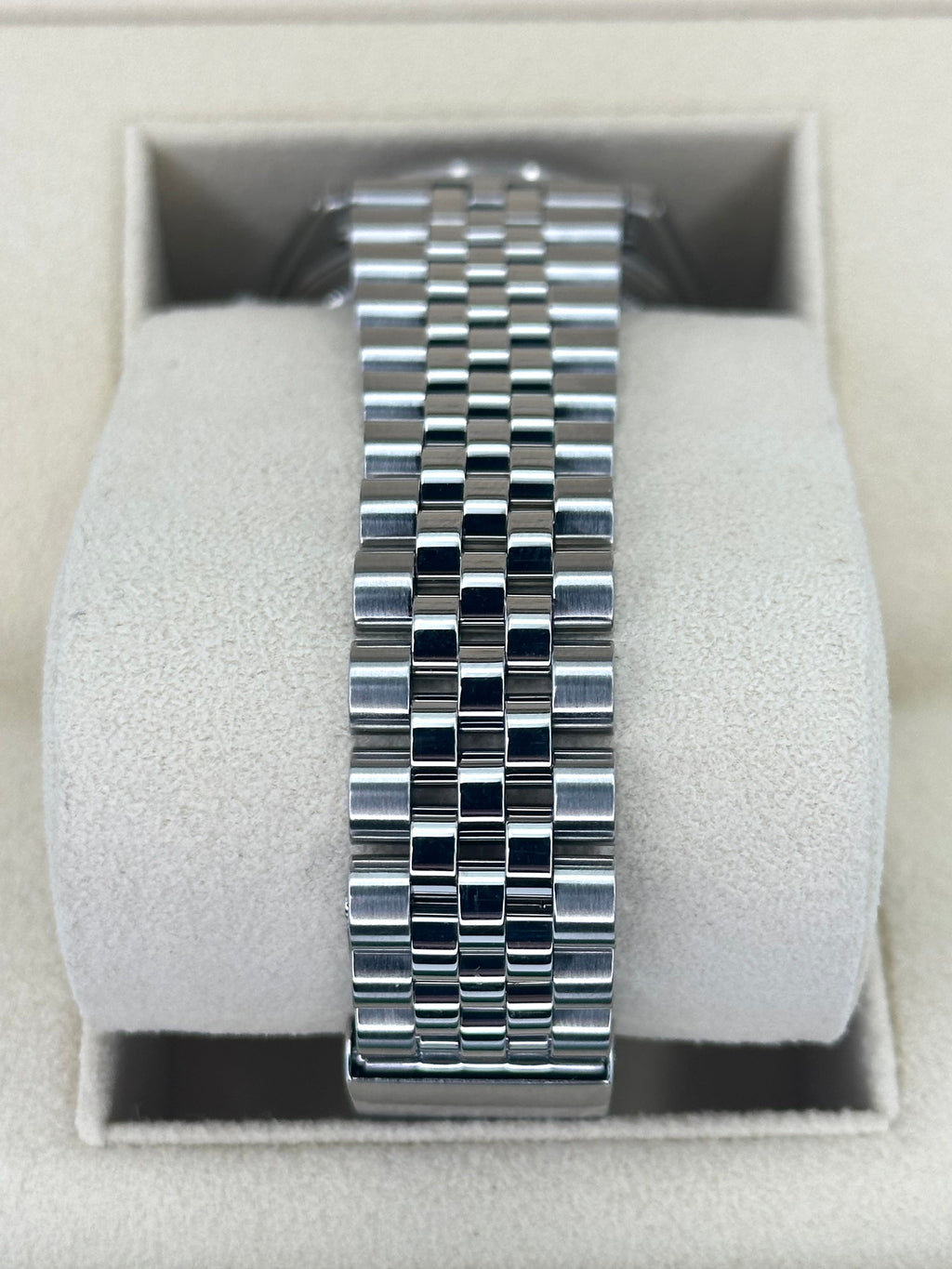 1991 Rolex Datejust 36mm 16234 Stainless Steel Jubilee Silver Dial