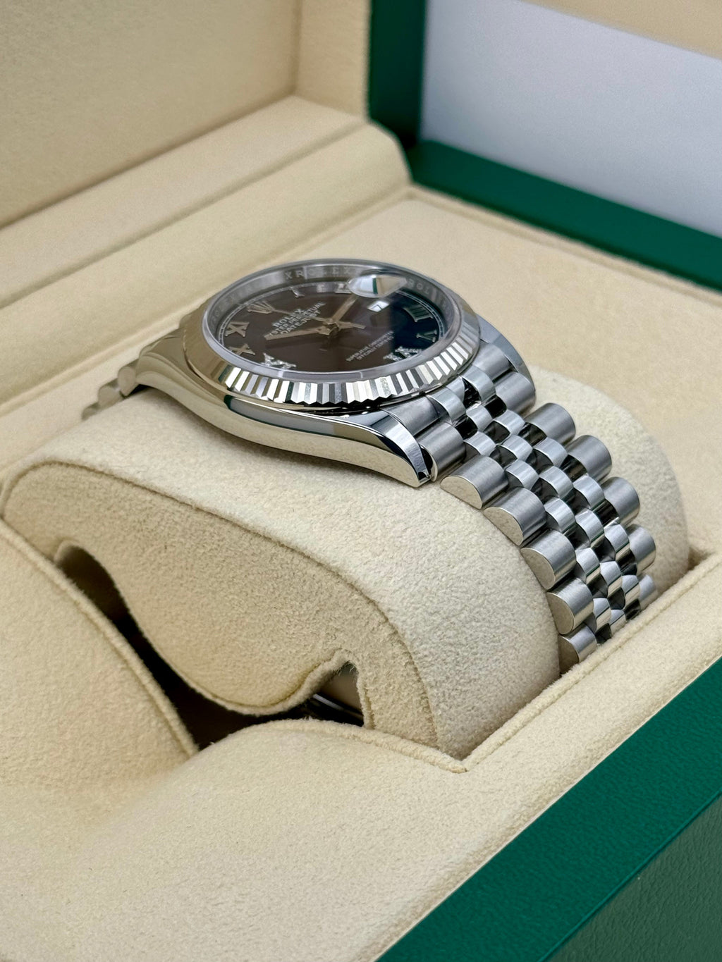 NEW 2025 Rolex Datejust 36mm 126234 Stainless Steel Jubilee Purple Dial