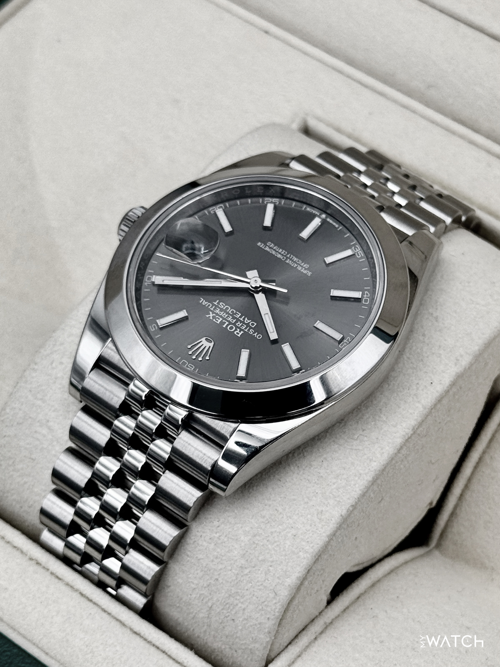 2024 Rolex Datejust 41mm 126300 Stainless Steel Jubilee Rhodium Dial