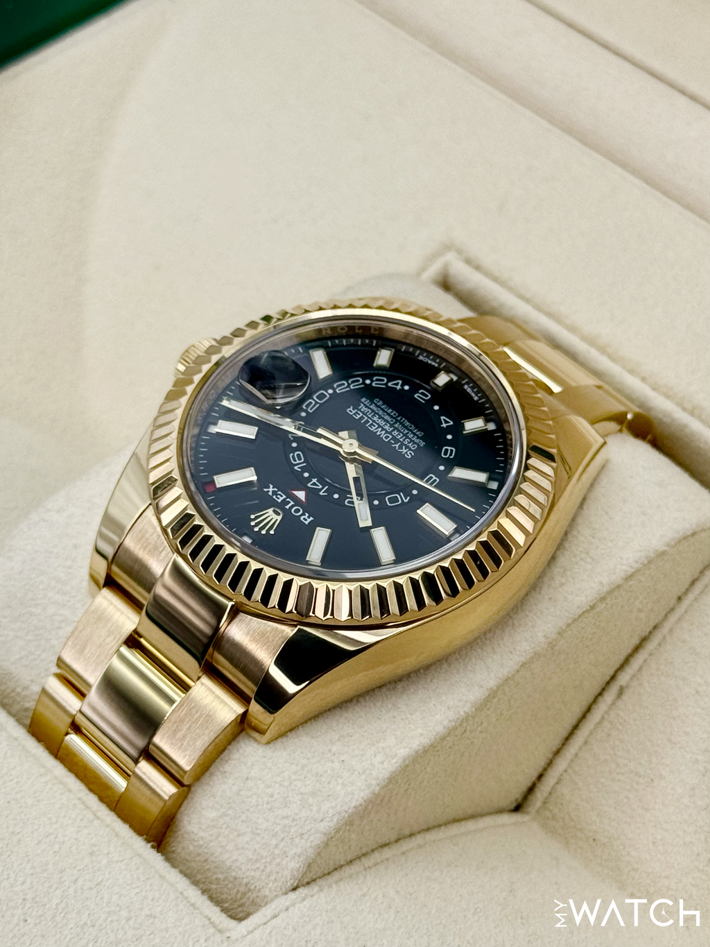 2019 Rolex Sky-Dweller 42mm 326938 18K Yellow Gold Oyster Black Dial