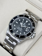 2000 Rolex Submariner 40mm 16610 Stainless Steel Black Dial (Collector's Set)