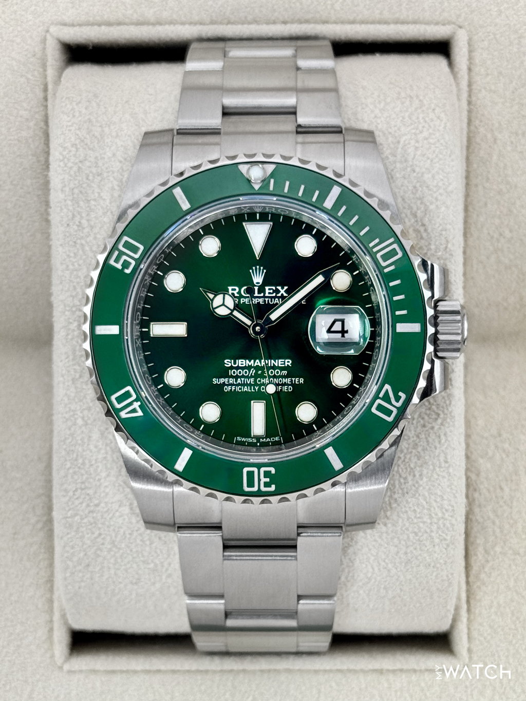 2020 Rolex Submariner “Hulk” 40mm 116610LV Green Dial (Green Card)