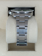 2025 CPO Rolex Submariner “Hulk” 40mm 116610LV Green Dial