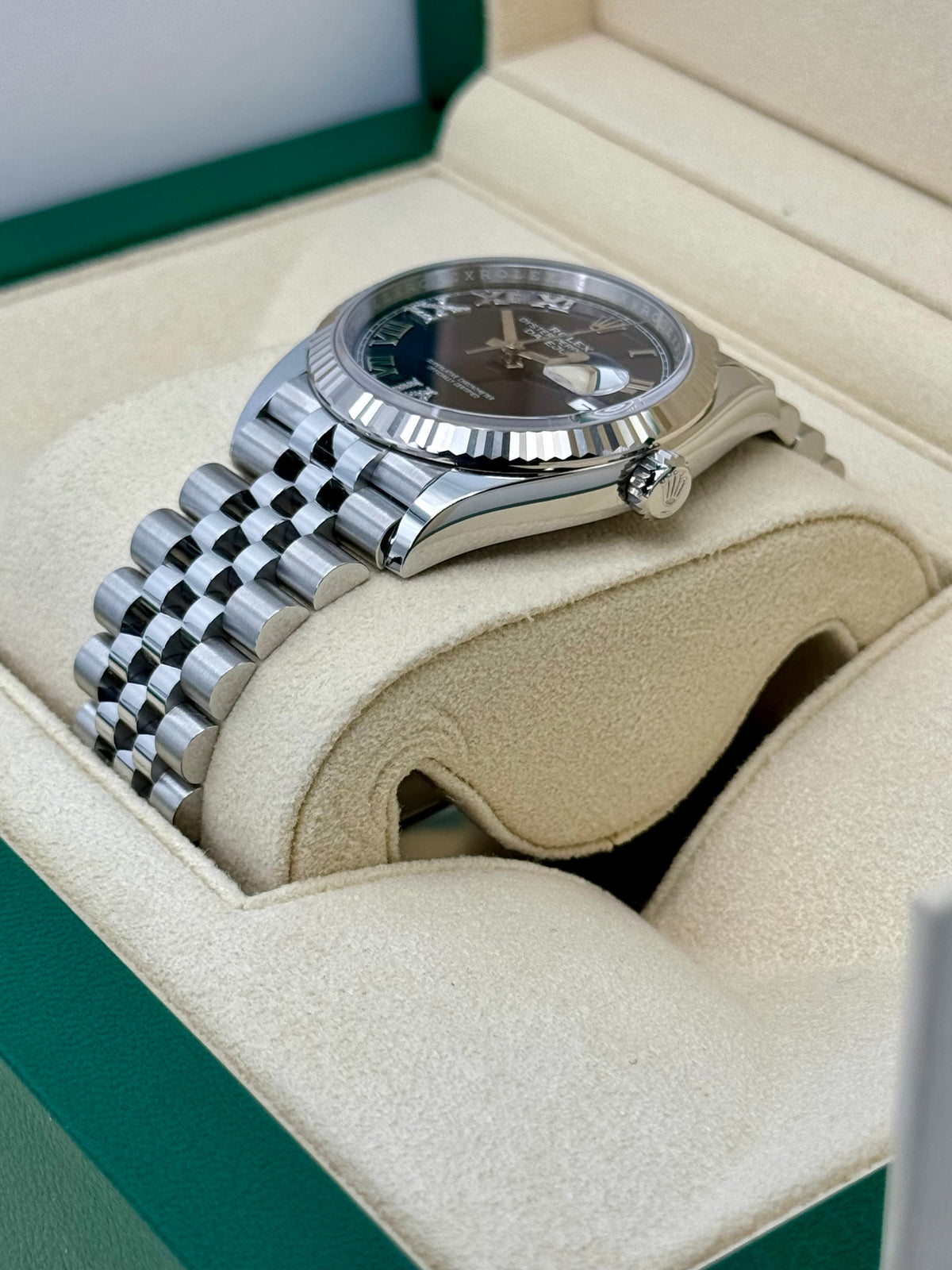 NEW 2025 Rolex Datejust 36mm 126234 Stainless Steel Jubilee Purple Dial