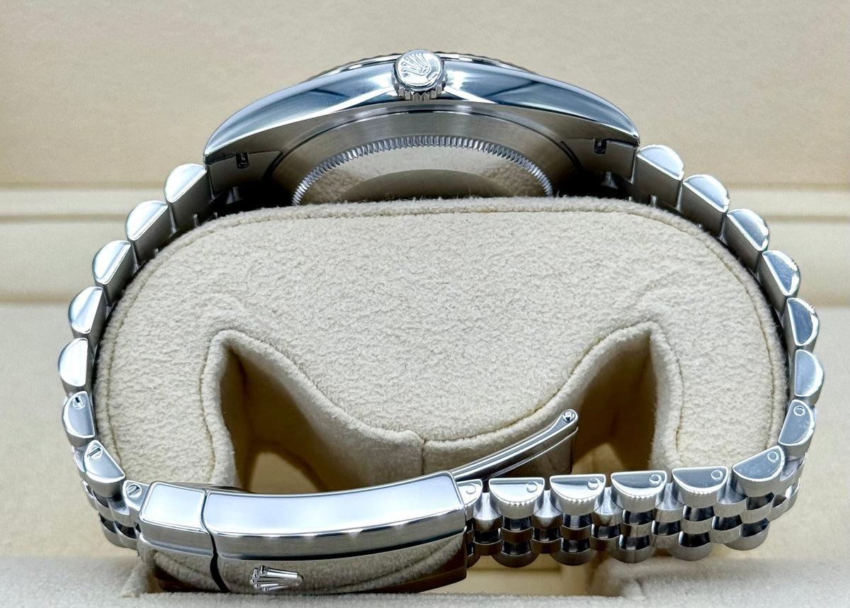 2023 Rolex Datejust 41mm 126334 Stainless Steel Jubilee Wimbledon Dial