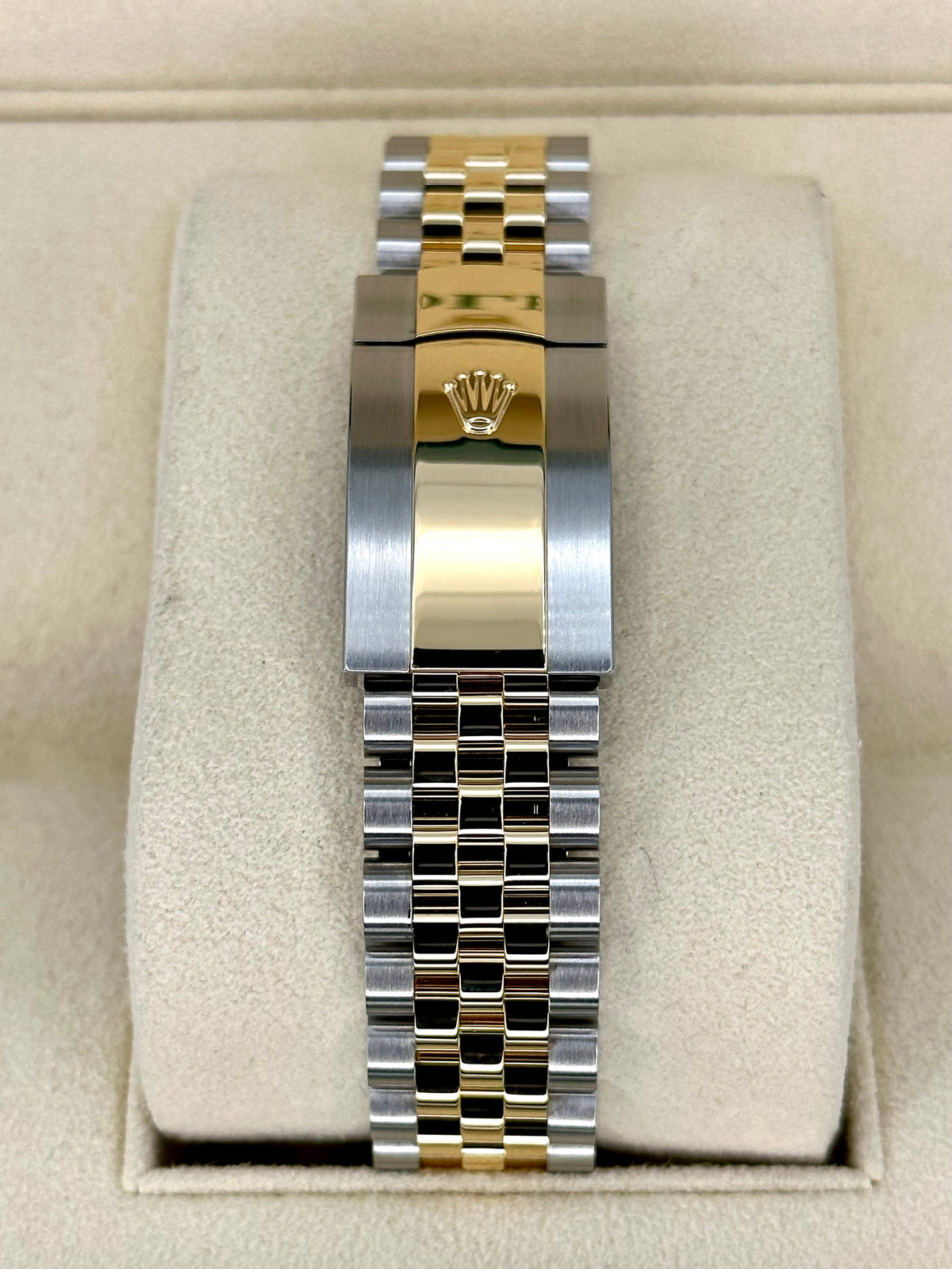 2023 Rolex Datejust 41mm 126333 Two-Tone Jubilee Black Stick Dial