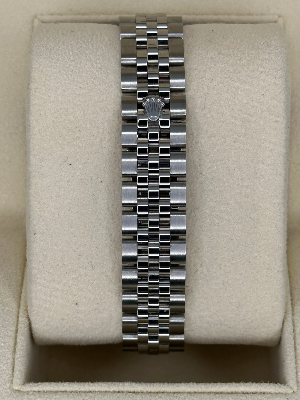 2022 Rolex Lady-Datejust 28mm 279174 Jubilee Mother of Pearl Diamond Dial