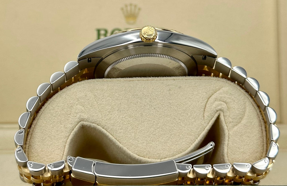 2023 Rolex Datejust 41mm 126333 Two-Tone Jubilee Black Stick Dial