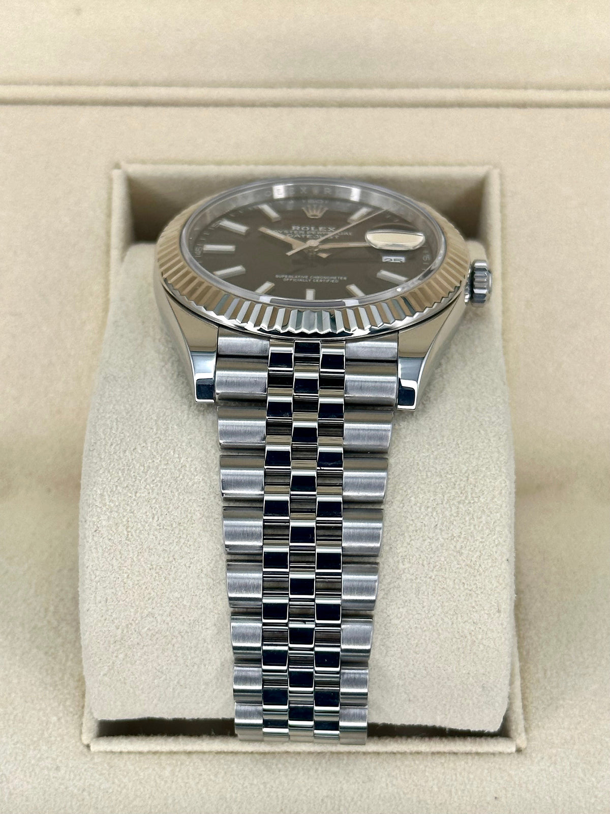 2021 Rolex Datejust 41mm 126334 Stainless Steel Jubilee Black Stick Dial