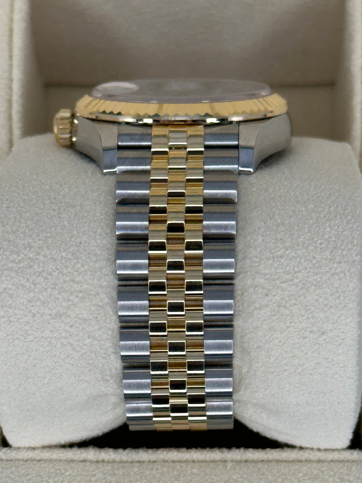 NEW 2023 Rolex Datejust 31mm 278273 Two-Tone Jubilee MOP Diamond Dial