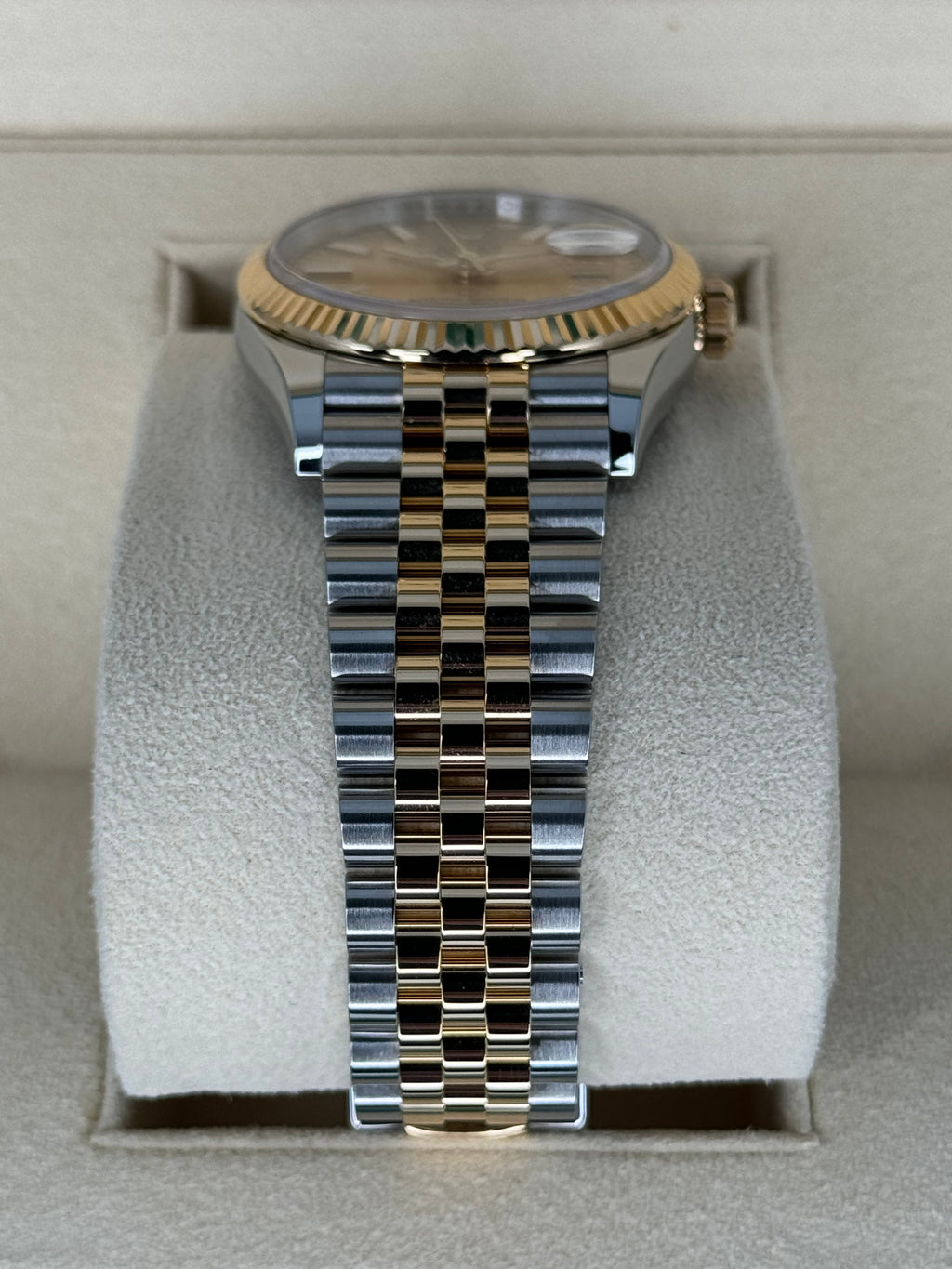 2019 Rolex Datejust 36mm 126233 Two-Tone Jubilee Champagne Dial
