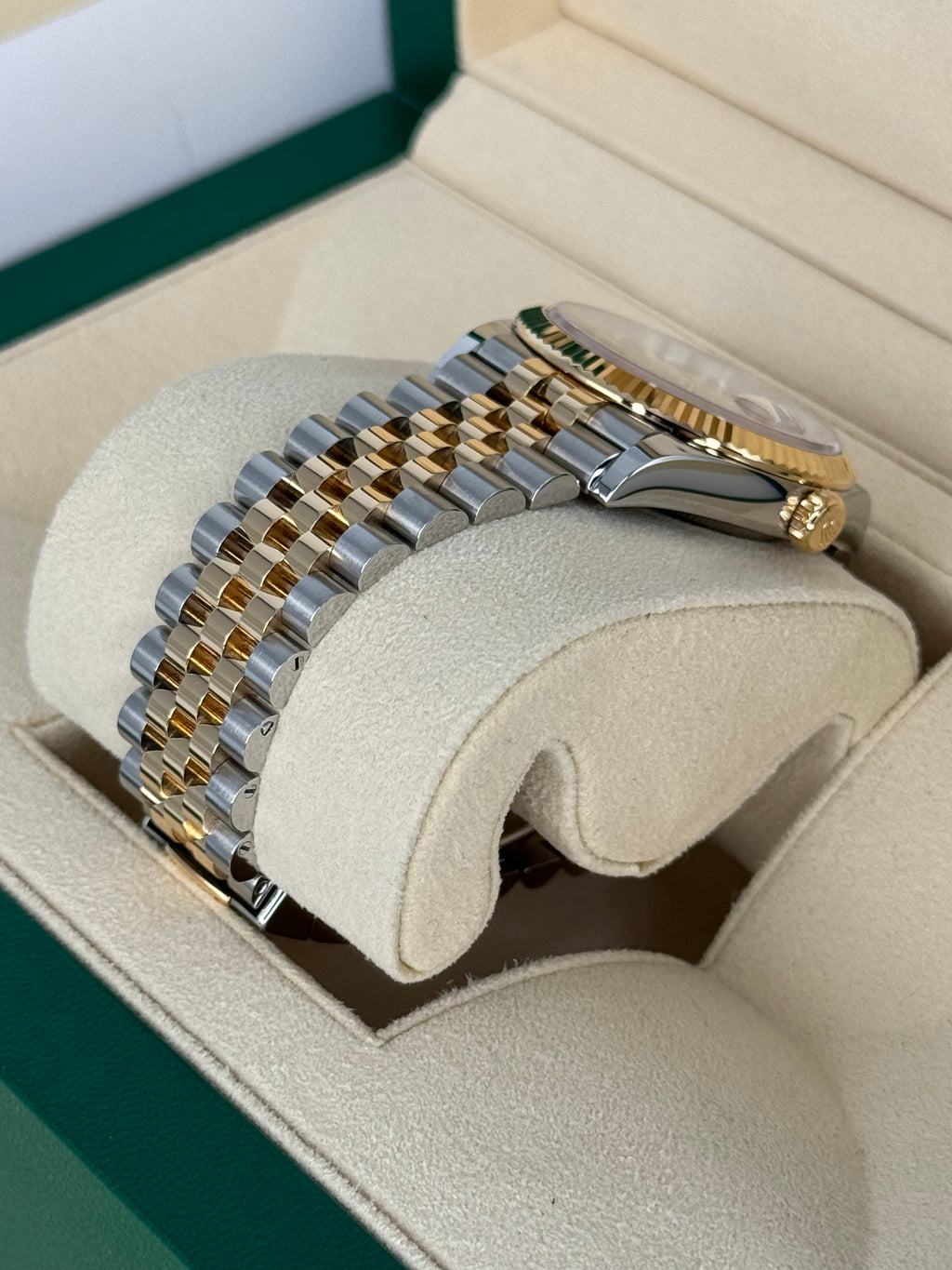 2019 Rolex Datejust 36mm 126233 Two-Tone Jubilee Champagne Dial