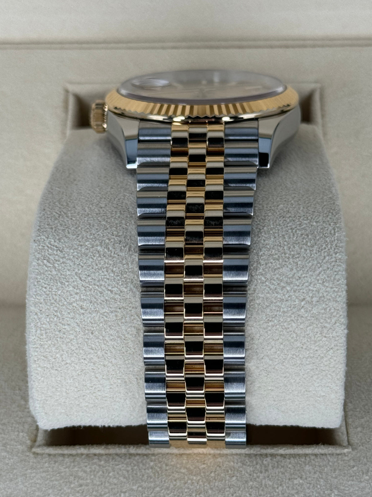 2019 Rolex Datejust 36mm 126233 Two-Tone Jubilee Champagne Dial