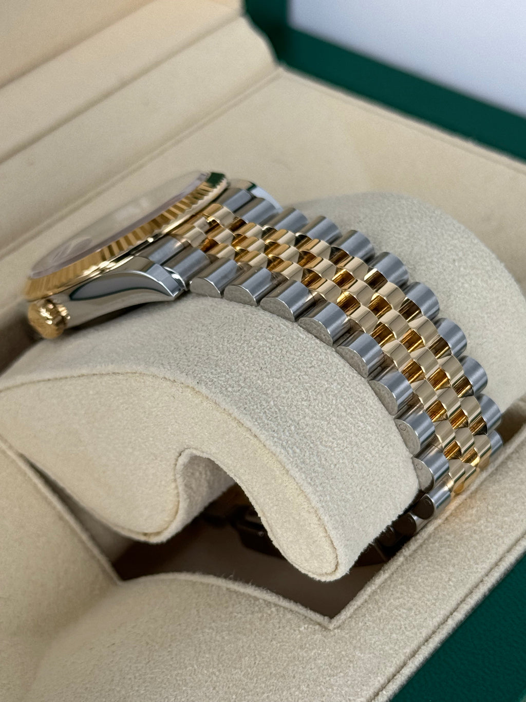 2019 Rolex Datejust 36mm 126233 Two-Tone Jubilee Champagne Dial