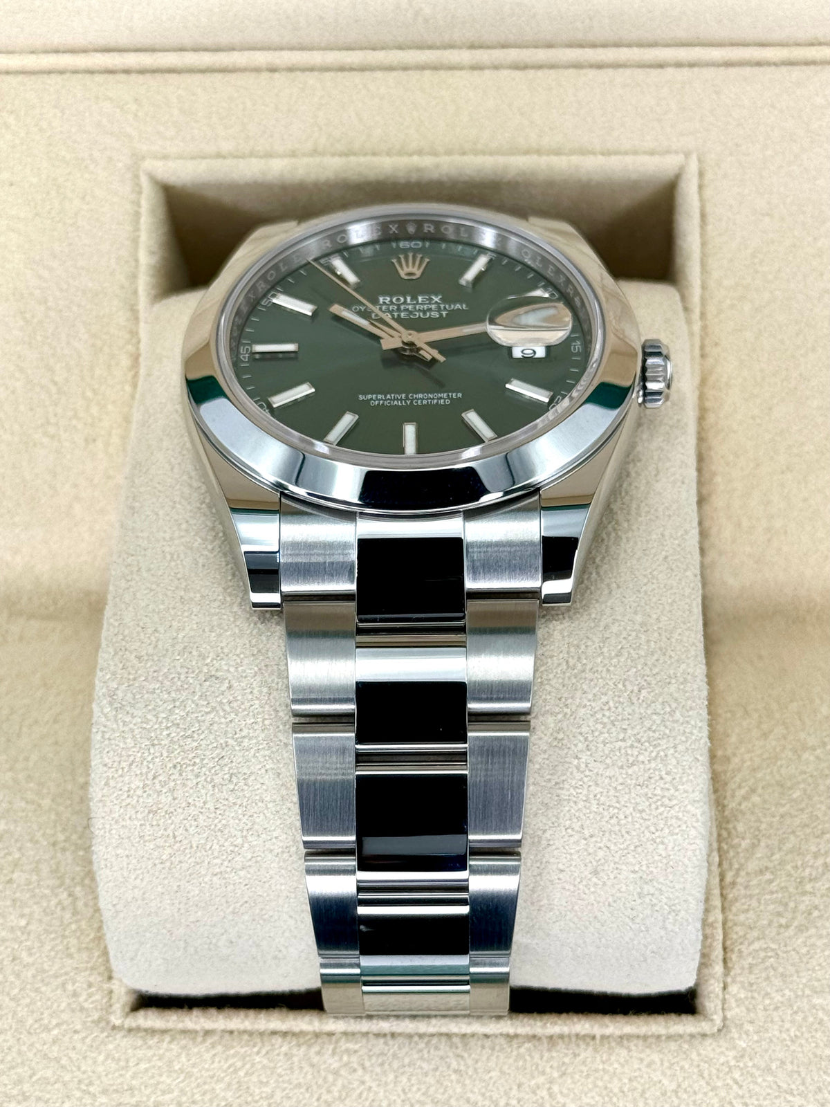 NEW 2023 Rolex Datejust 41mm 126300 Oyster Green Dial