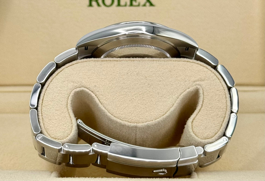 NEW 2023 Rolex Datejust 41mm 126300 Oyster Green Dial