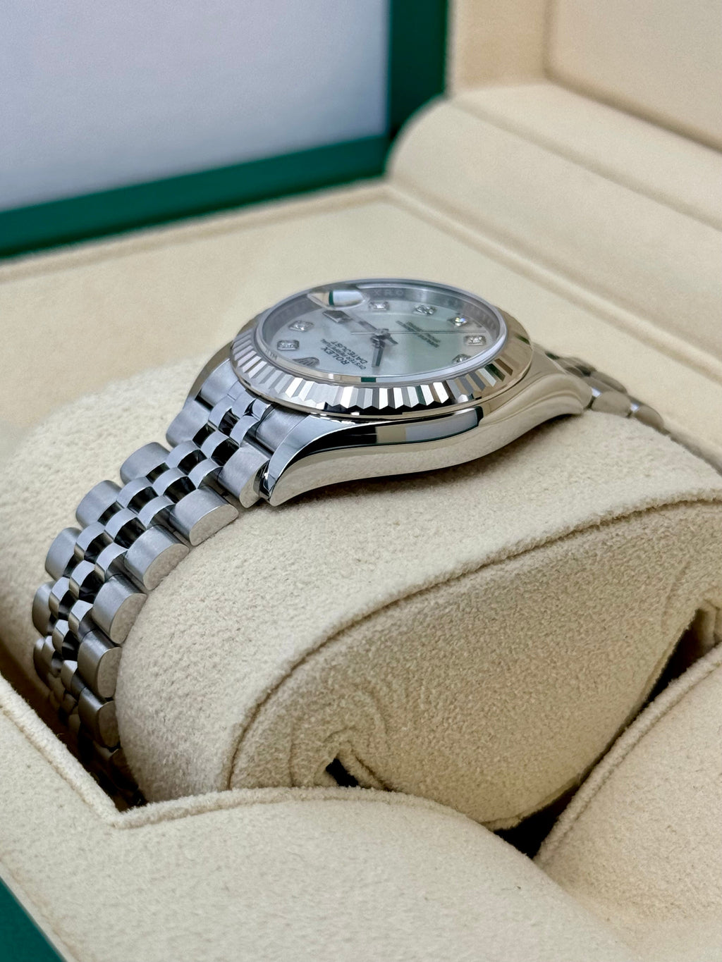 NEW 2025 Rolex Lady Datejust 28mm 279174 Jubilee MOP Diamond Dial