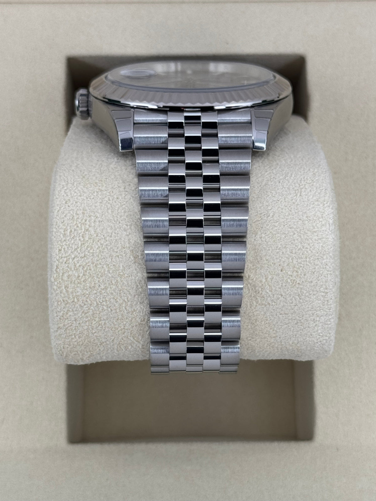 NEW 2025 Rolex Datejust 41mm 126334 Stainless Steel Jubilee Blue Dial