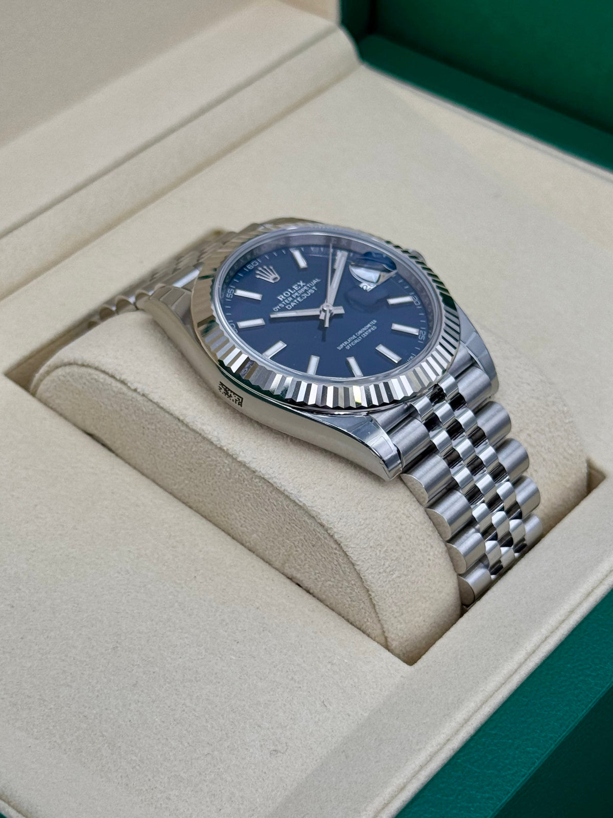 NEW 2025 Rolex Datejust 41mm 126334 Stainless Steel Jubilee Blue Dial