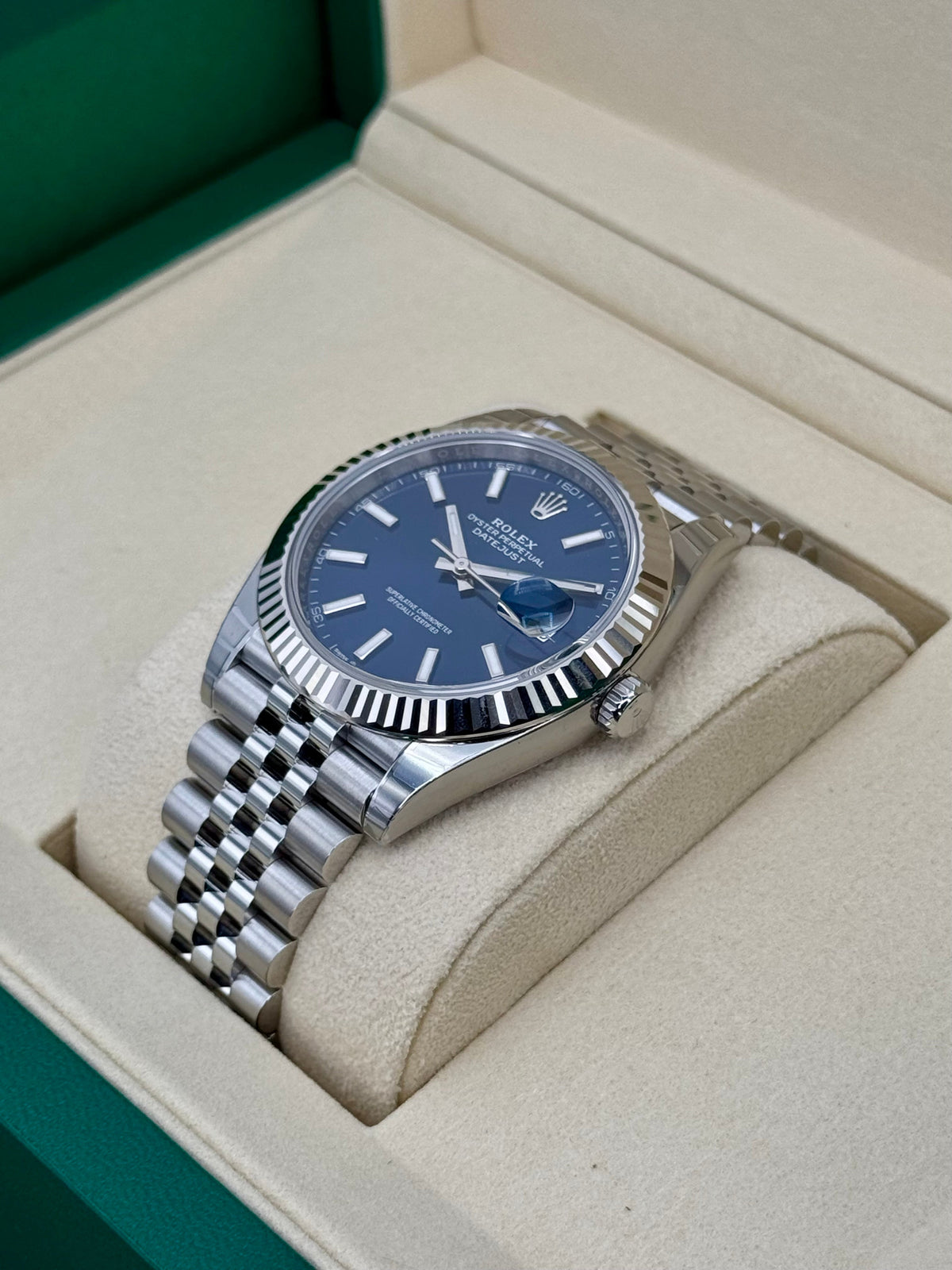 NEW 2025 Rolex Datejust 41mm 126334 Stainless Steel Jubilee Blue Dial