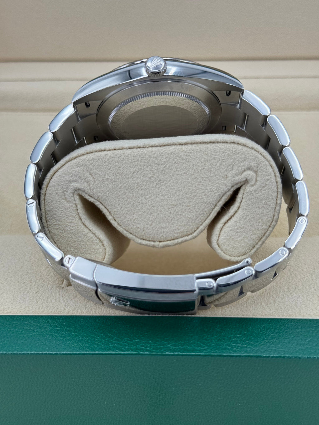 NEW 2023 Rolex Datejust 41m 126334 Stainless Steel Oyster Rhodium Dial