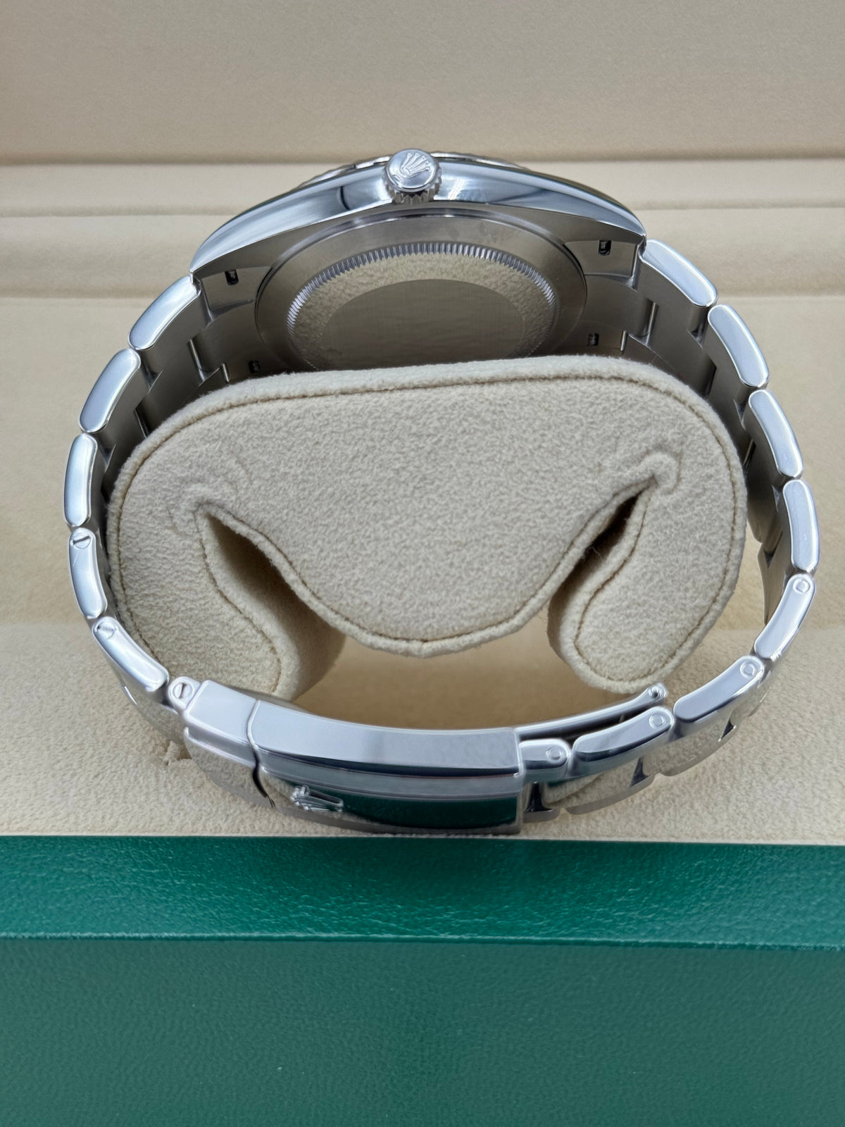 NEW 2023 Rolex Datejust 41m 126334 Stainless Steel Oyster Rhodium Dial