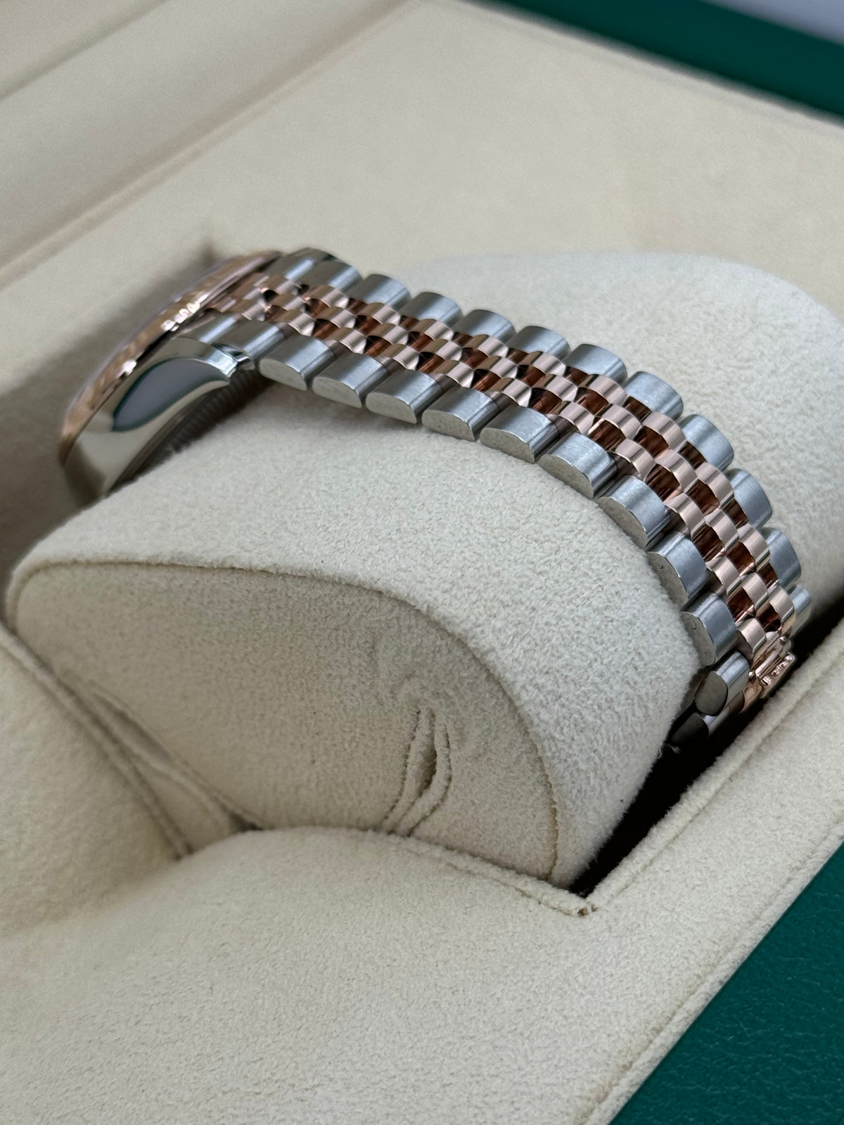 NEW 2023 Rolex Lady-Datejust 28mm 279171 Two-Tone Jubilee White Dial