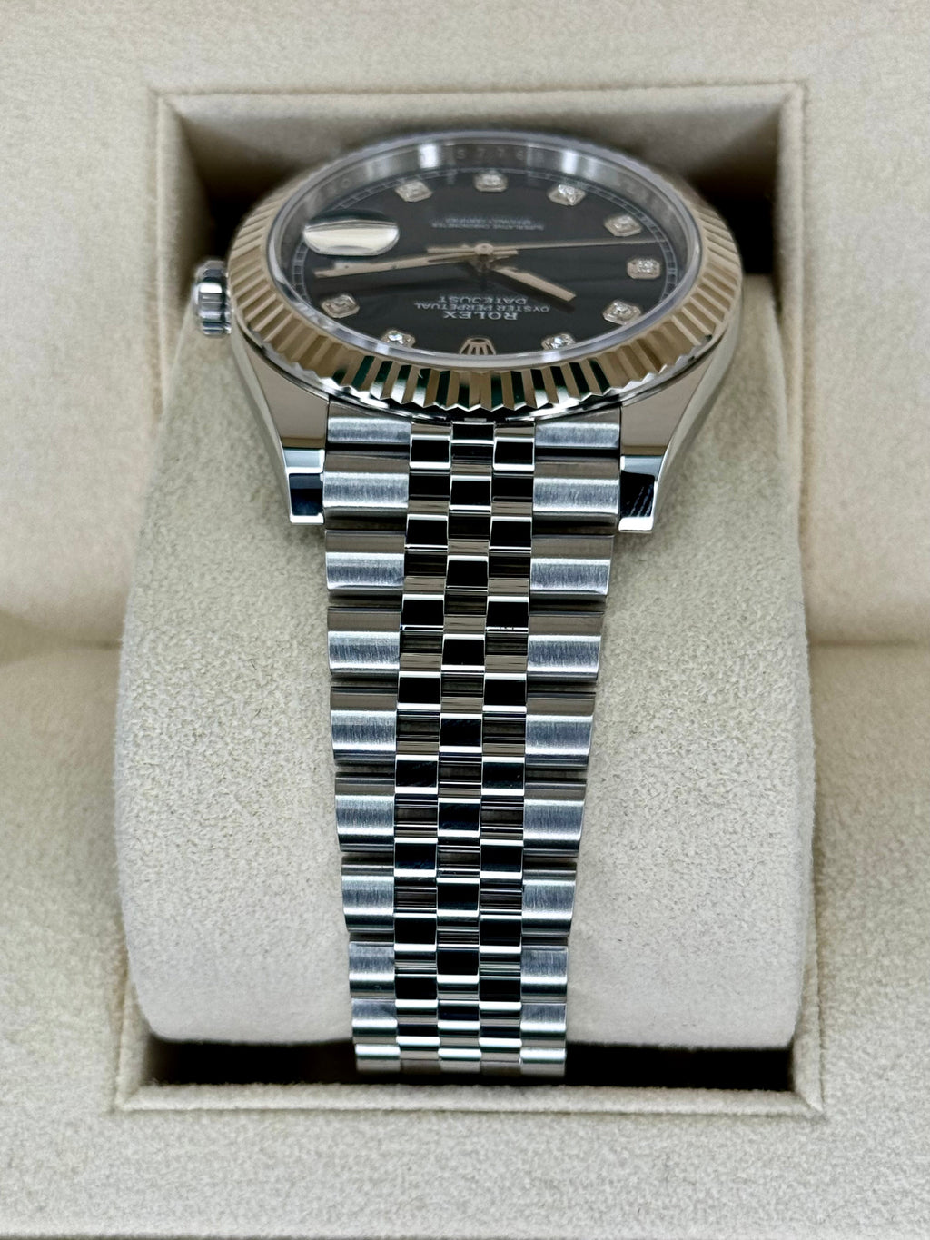 2022 Rolex Datejust 41mm 126334 Jubilee Blue Diamond Dial