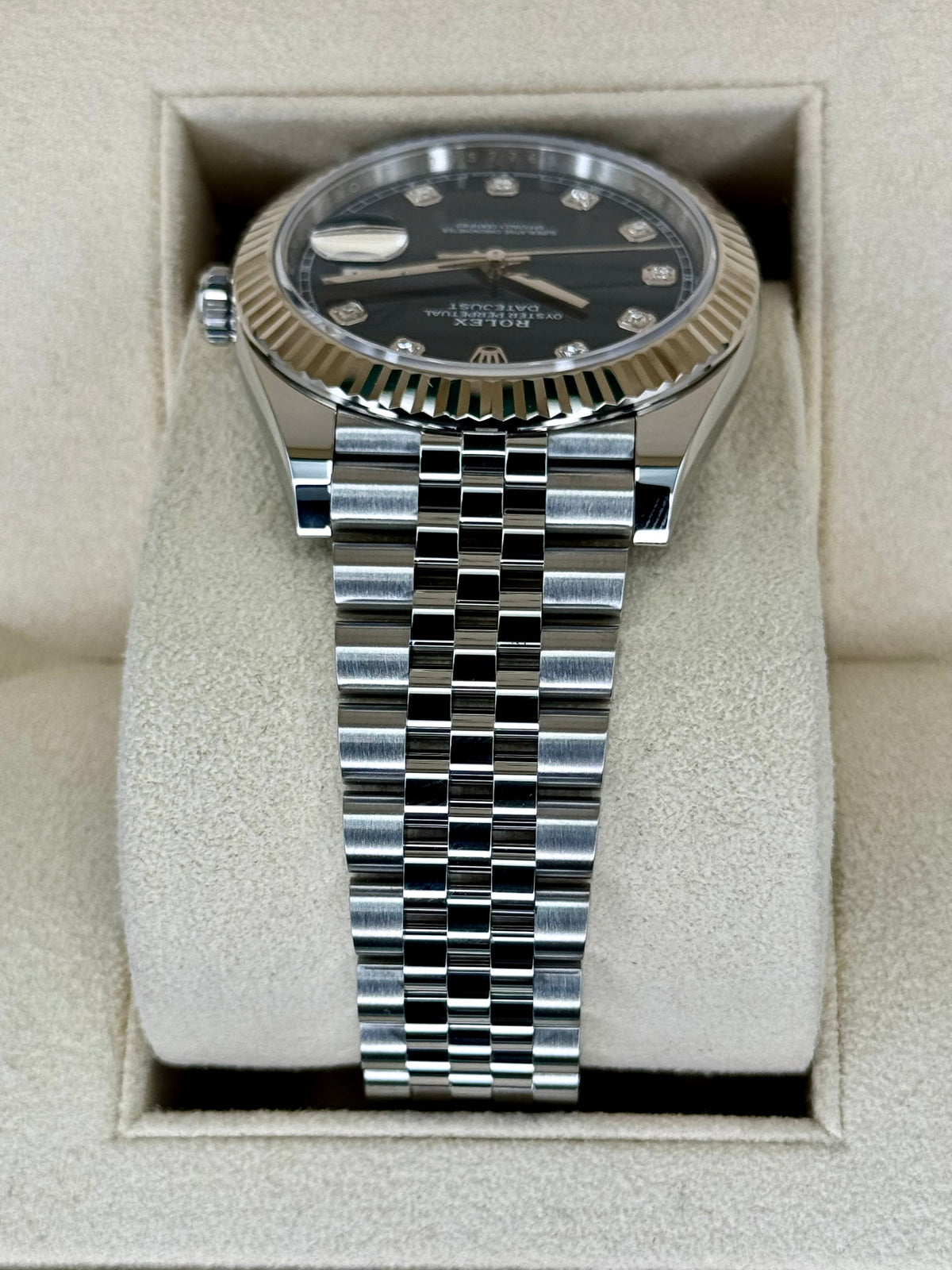 2022 Rolex Datejust 41mm 126334 Jubilee Blue Diamond Dial