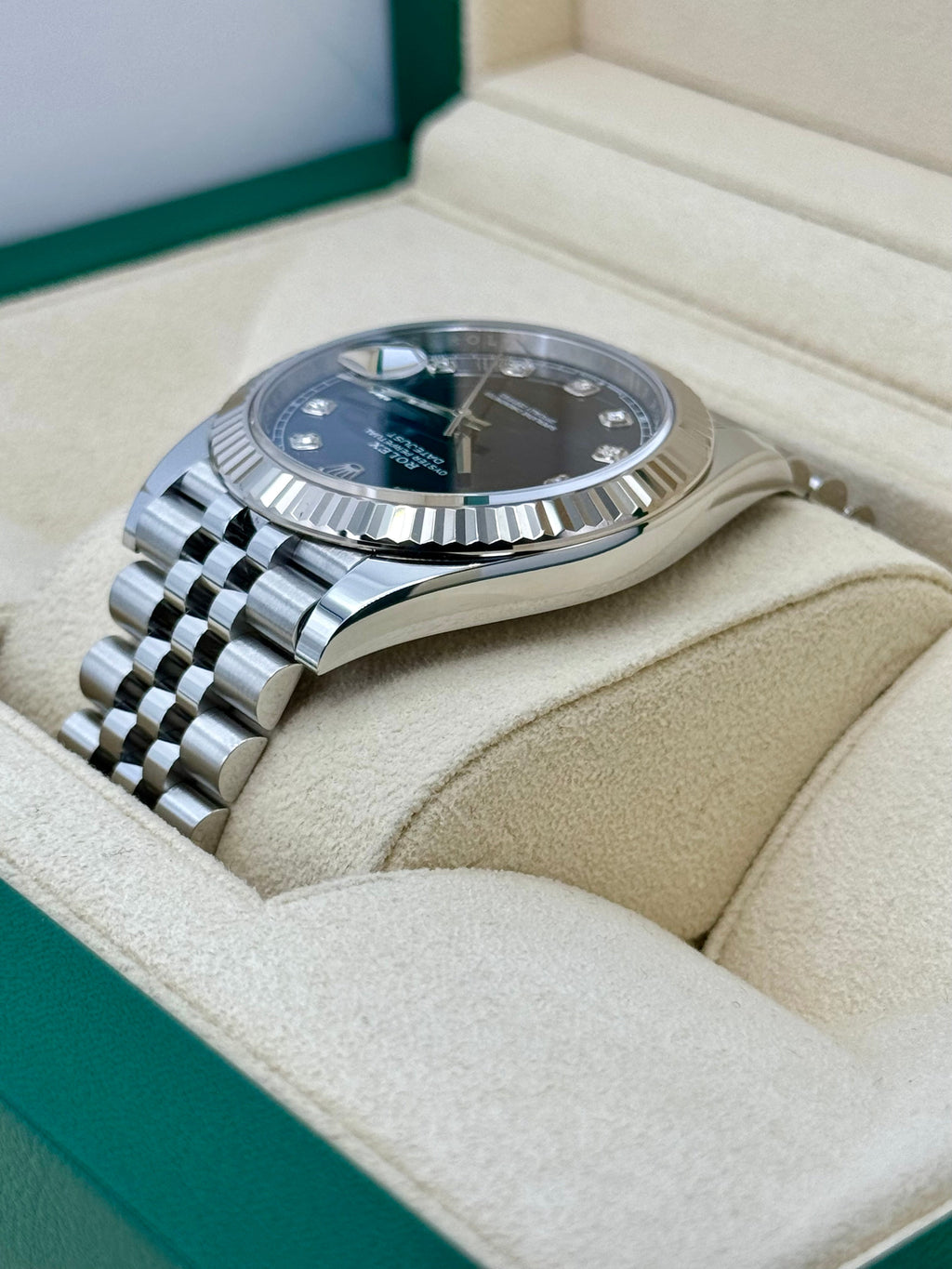 2022 Rolex Datejust 41mm 126334 Jubilee Blue Diamond Dial