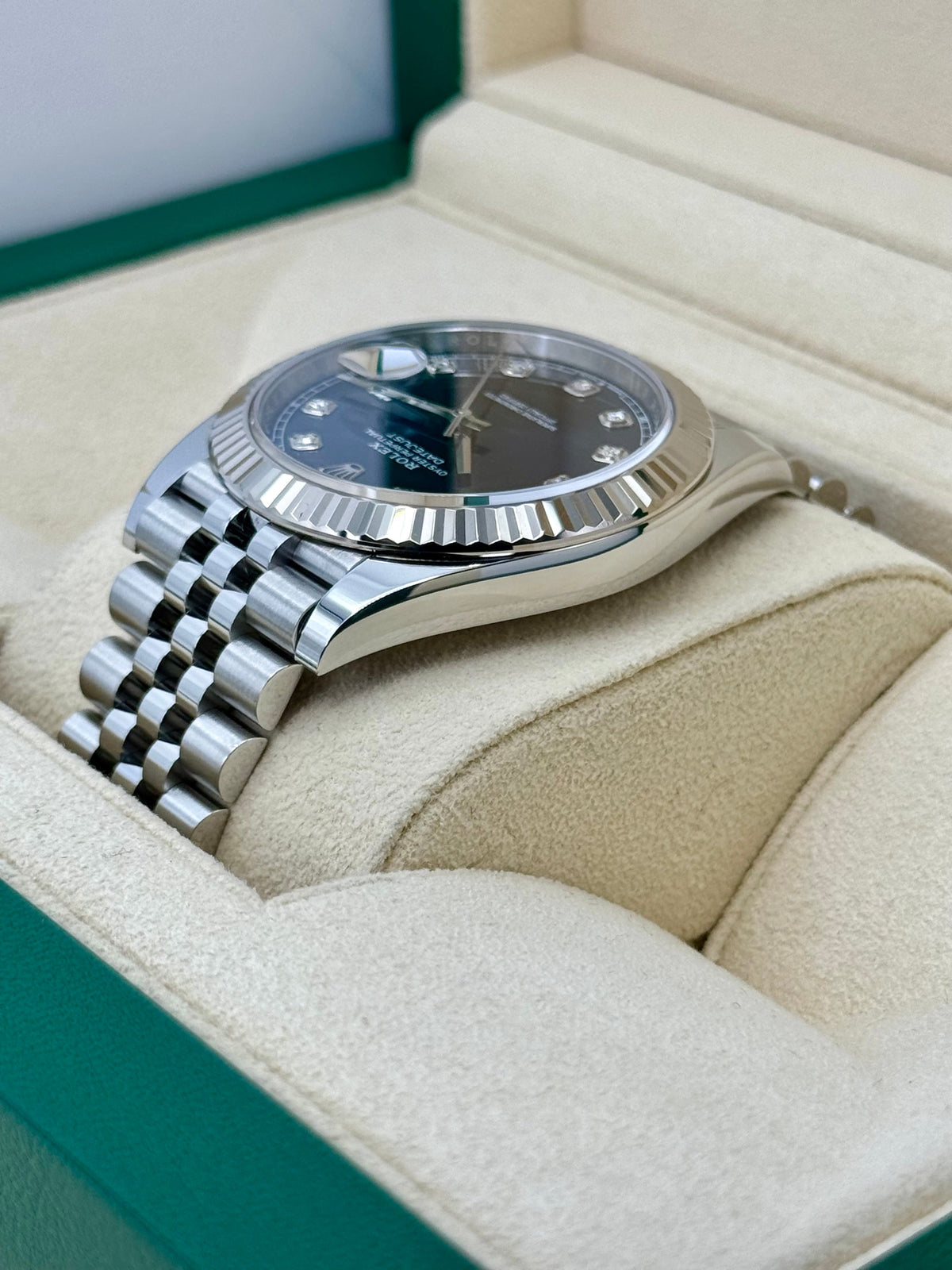 2022 Rolex Datejust 41mm 126334 Jubilee Blue Diamond Dial