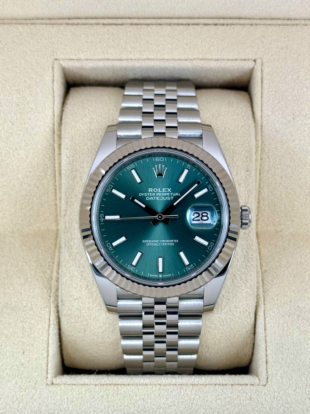 2022 Rolex Datejust 41mm 126334 Stainless Steel Jubilee Green Dial